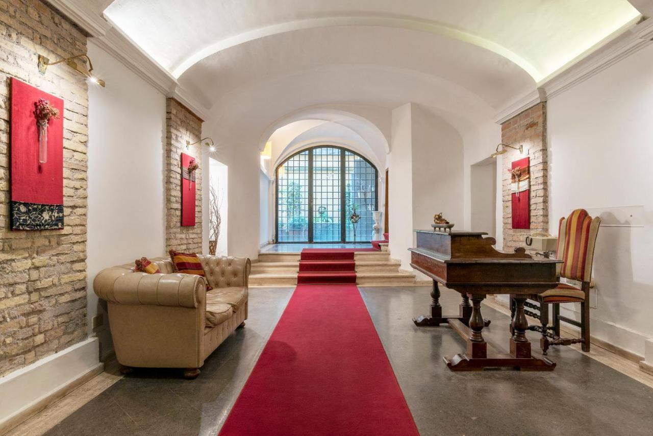 Foro Romano Stylish And Central Apartment Exterior foto